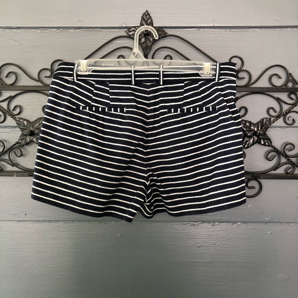 Nautical J Crew Shorts 2 - Picture 2 of 4